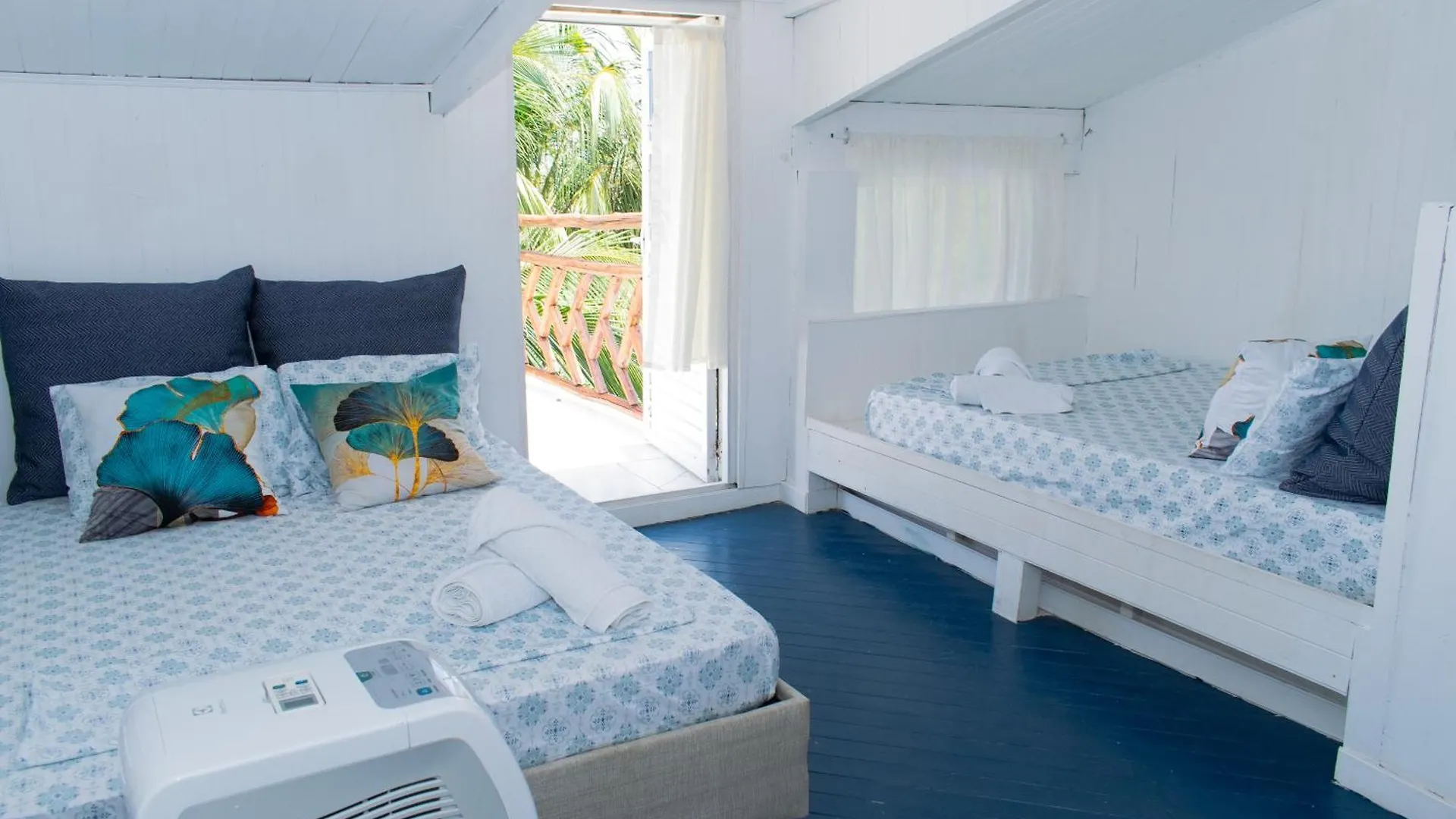 Sabaleo Beach House Cartagena 0*,  Colombia